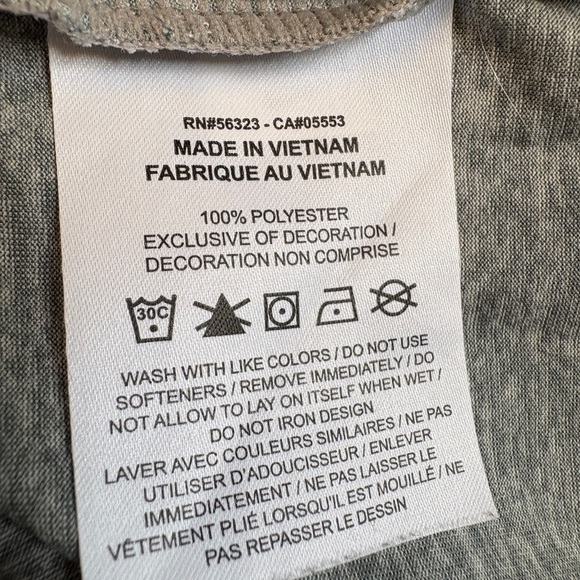 Nike Dri-FIT Gray Short Sleeve Crew neck running tennis logo T-Shirt size Medium - Picture 6 of 8